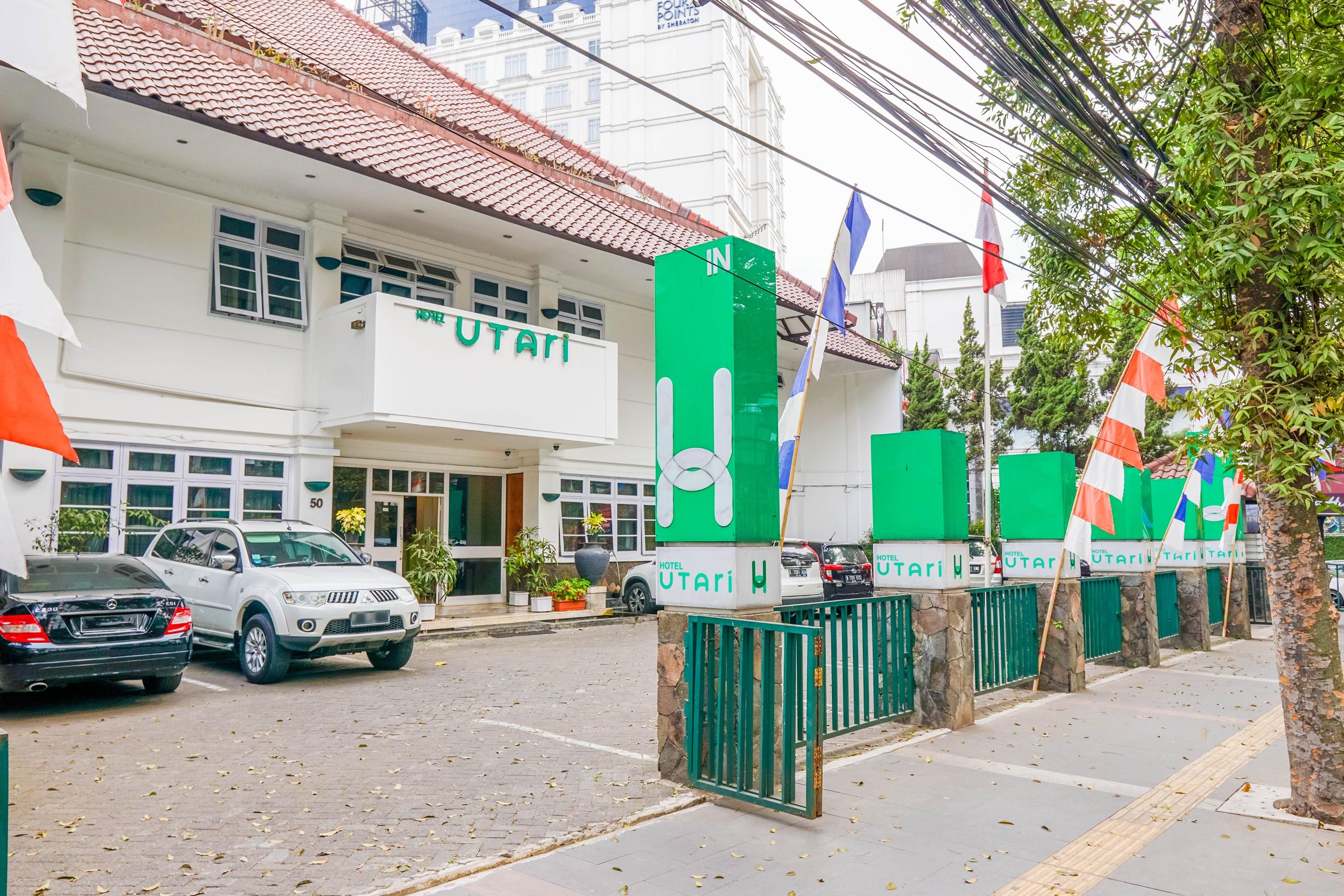 Hotel Utari Dago Bandung Exterior photo