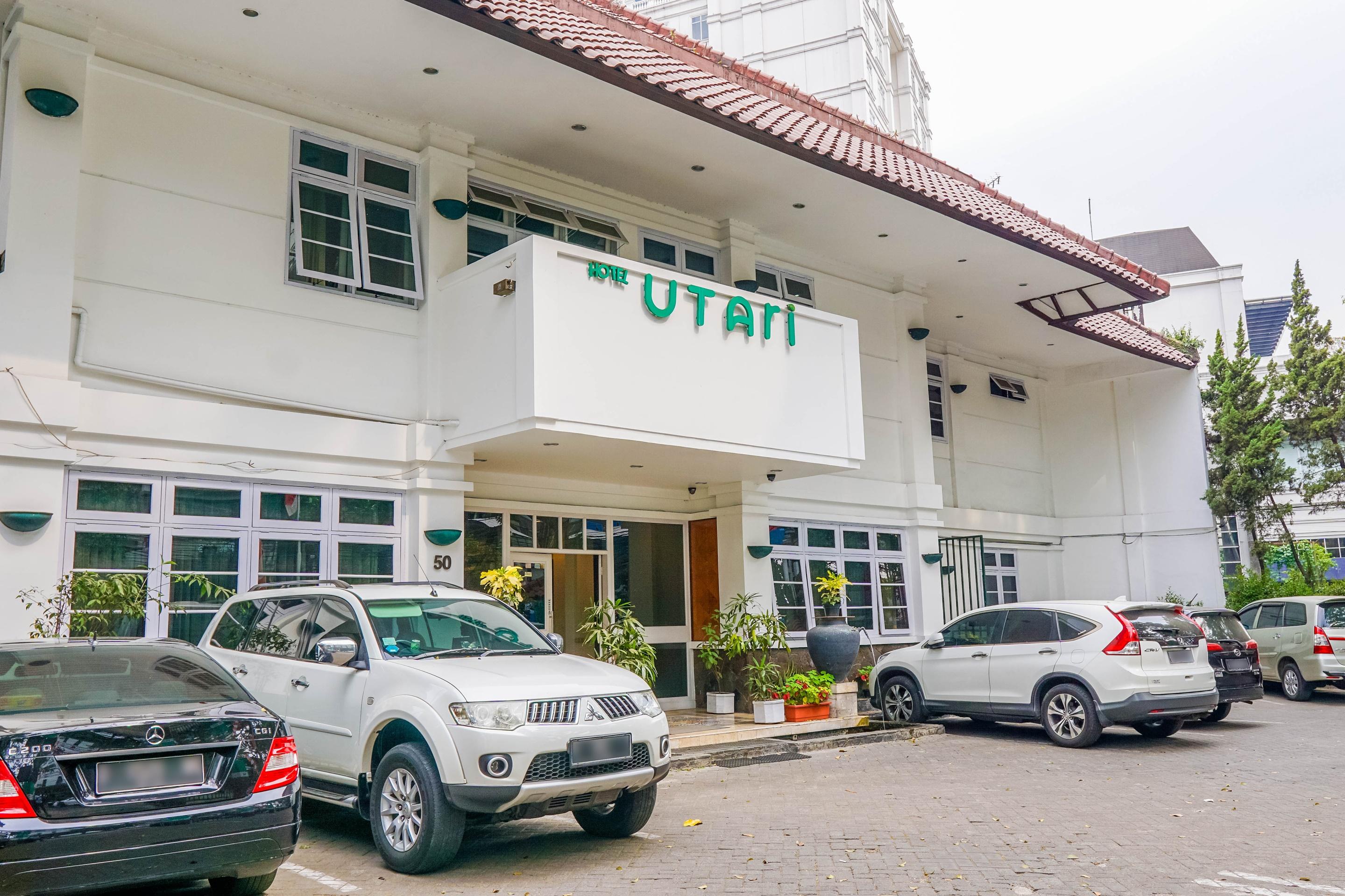 Hotel Utari Dago Bandung Exterior photo