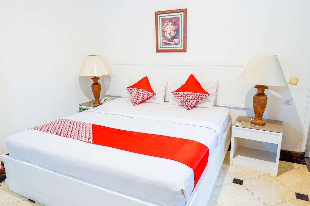 Hotel Utari Dago Bandung Exterior photo