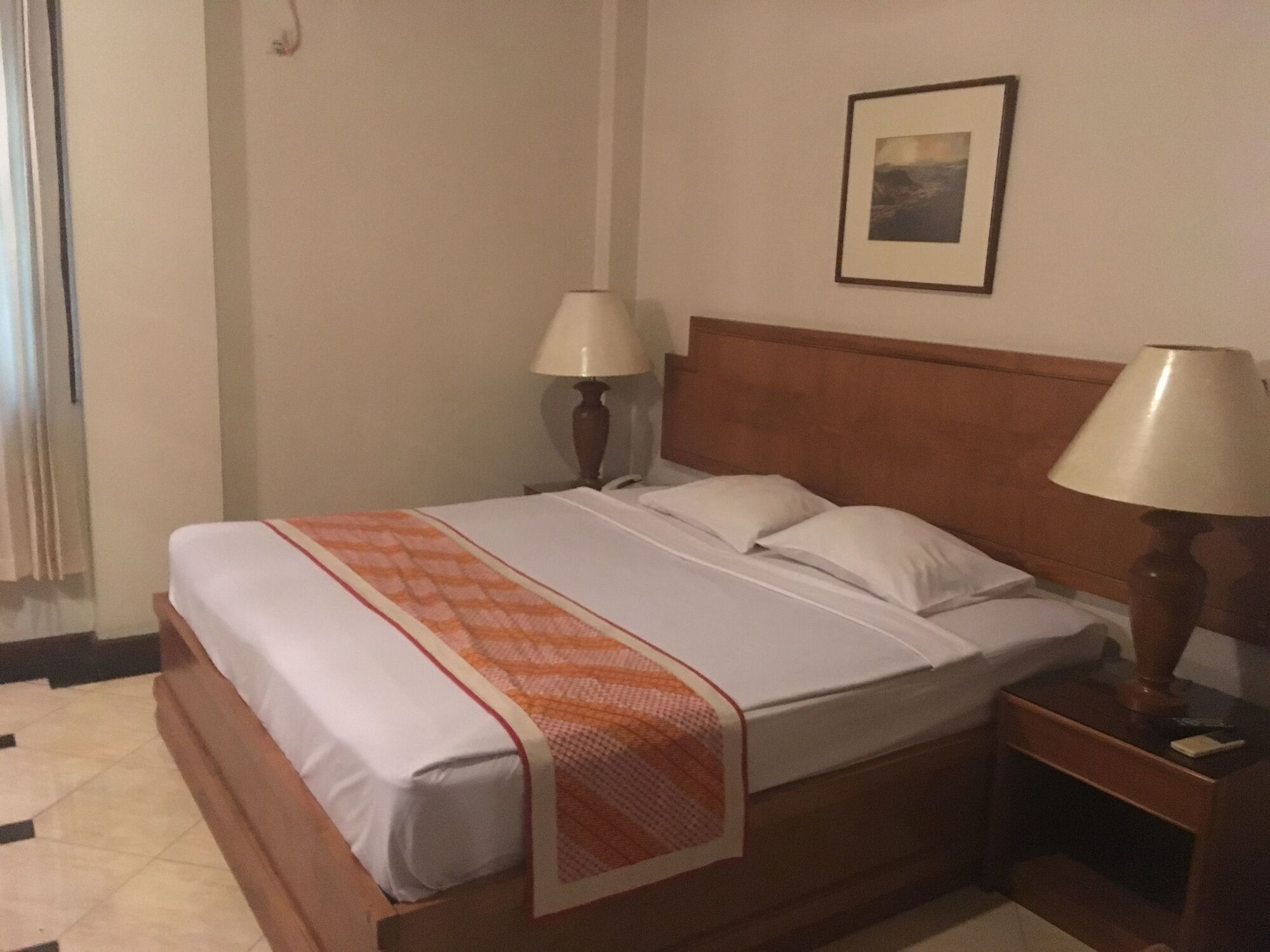 Hotel Utari Dago Bandung Exterior photo